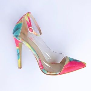 Beautiful pumps! 🌸☀️